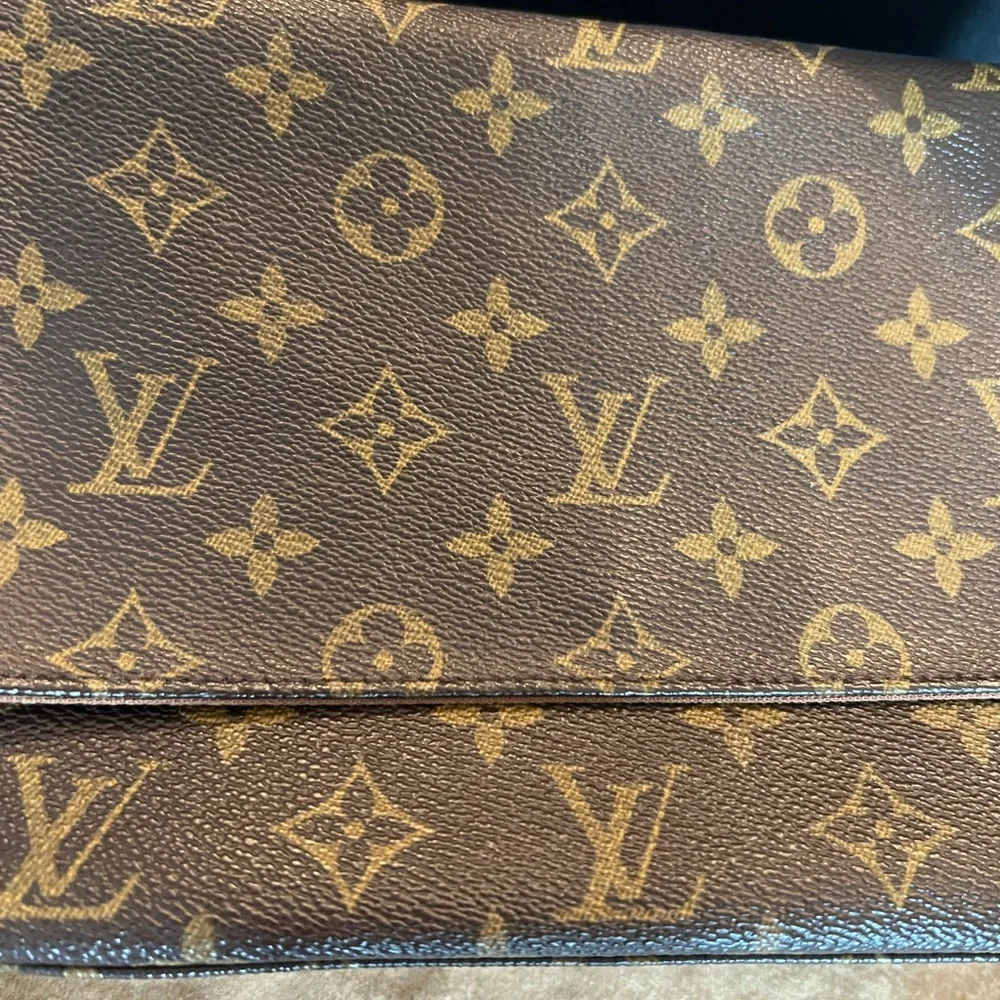 Vintage Louis Vuitton Monogram Printed Leather Shoulder Bag - Picture 11 of 17
